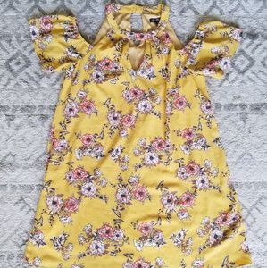 Cold shoulder halter dress Size Large